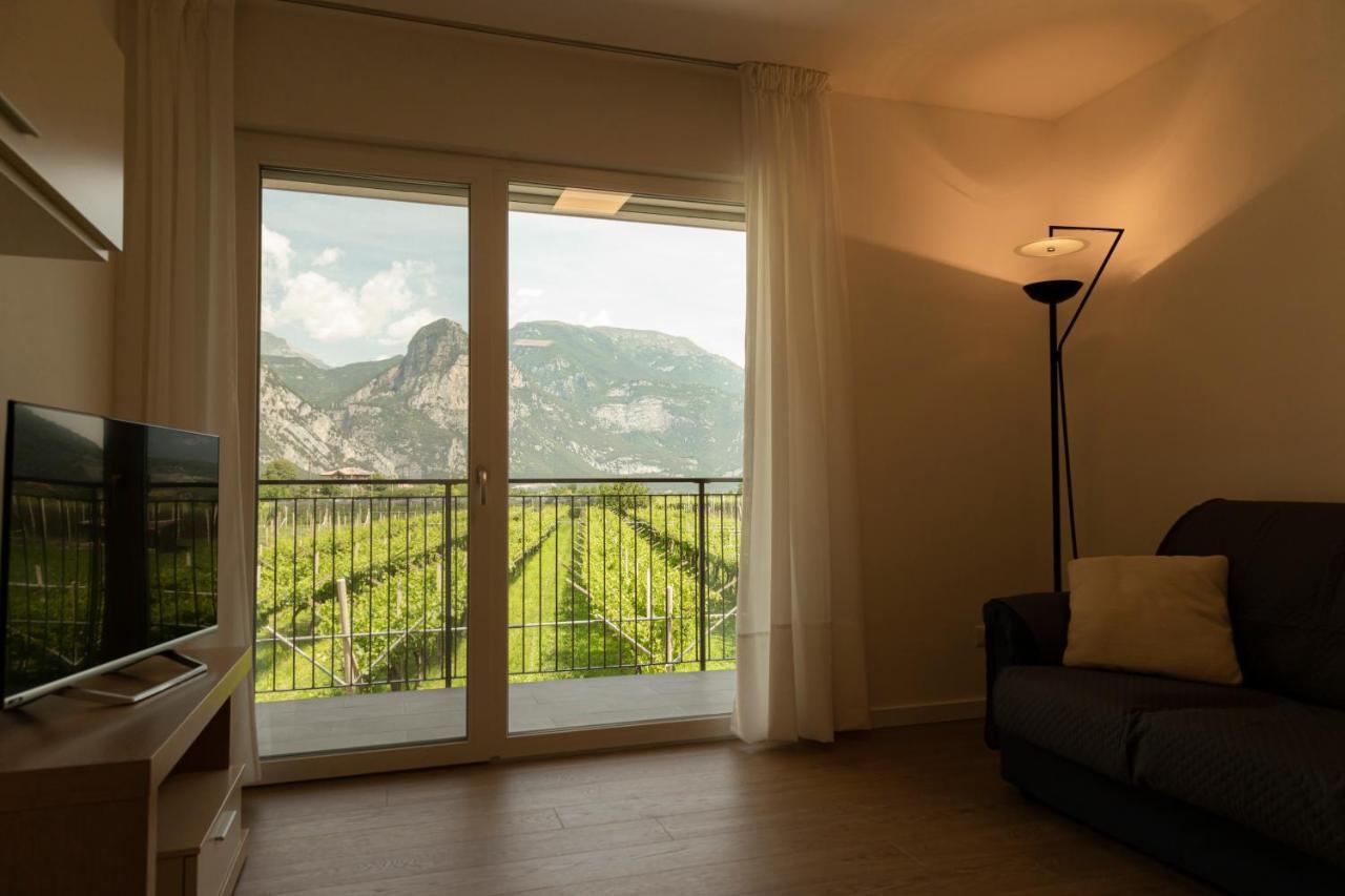 Holiday Apartments Giulia - Blue Pietramurata Exterior photo